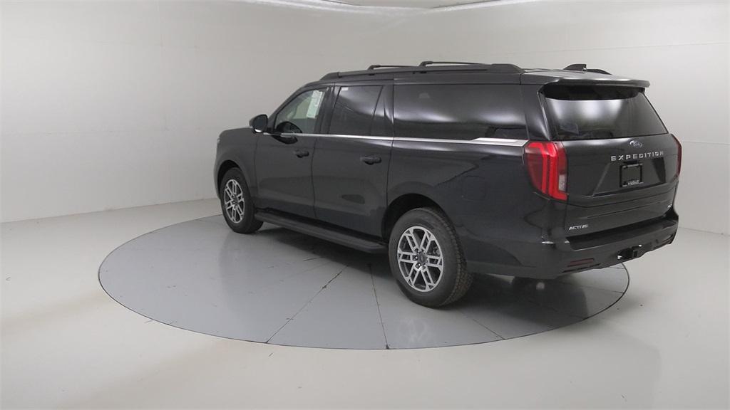 new 2025 Ford Expedition Max car, priced at $74,965