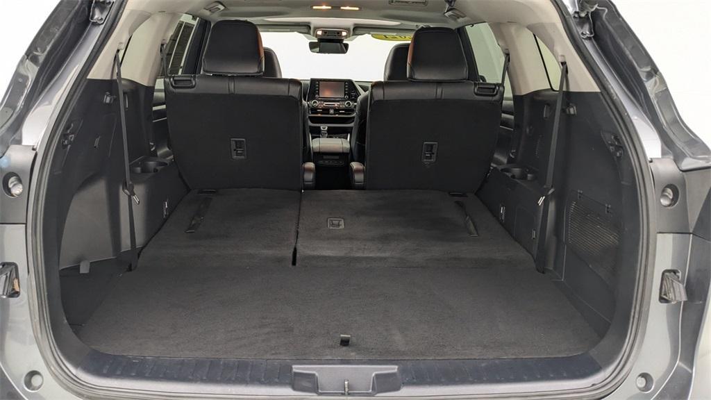 used 2021 Toyota Highlander car, priced at $26,981