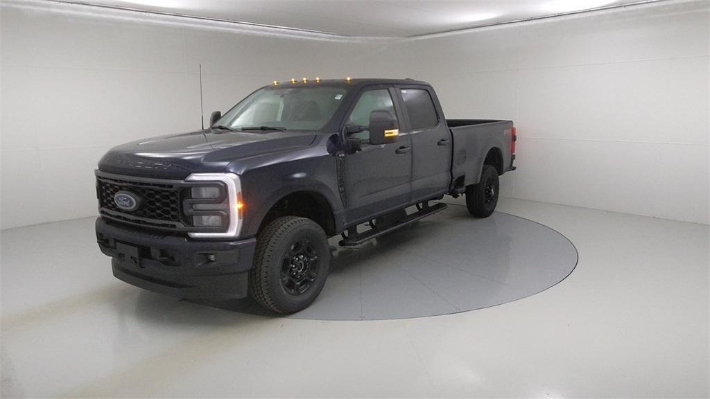 new 2024 Ford F-350 car, priced at $63,180