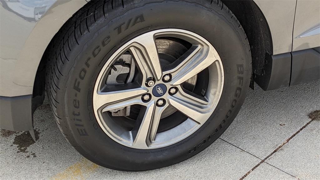 used 2022 Ford Edge car, priced at $26,265