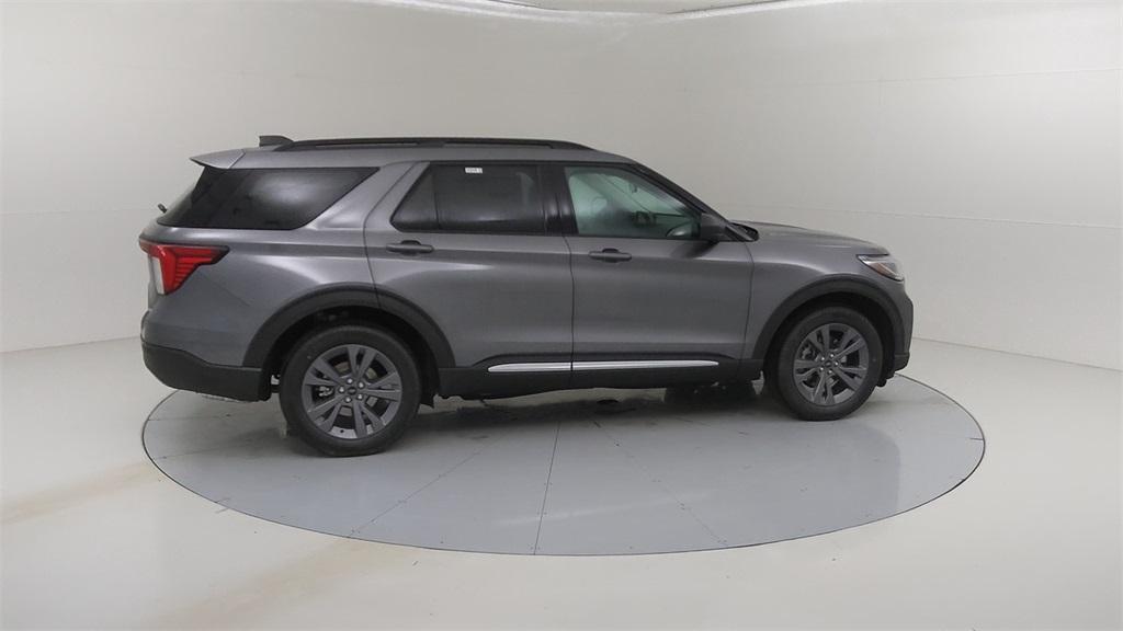 new 2025 Ford Explorer car, priced at $49,900