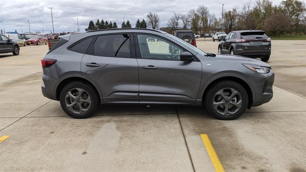 used 2024 Ford Escape car, priced at $29,304