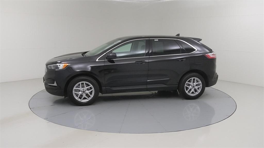 used 2024 Ford Edge car, priced at $31,049