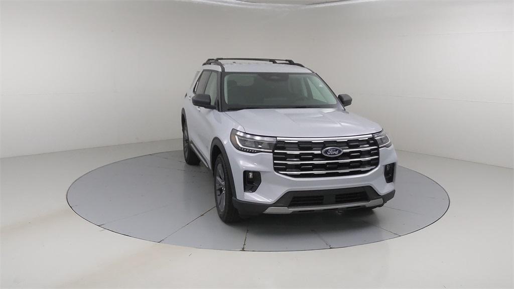 new 2025 Ford Explorer car, priced at $49,030