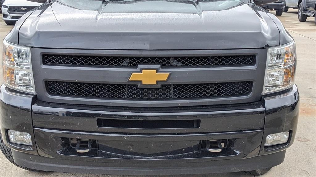 used 2013 Chevrolet Silverado 1500 car, priced at $14,994