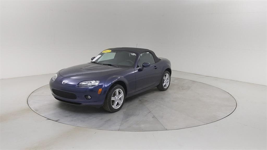 used 2007 Mazda MX-5 Miata car, priced at $6,900