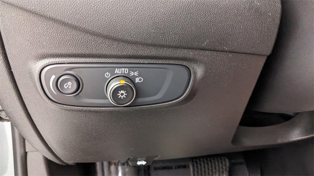 used 2024 Chevrolet Equinox car, priced at $24,939