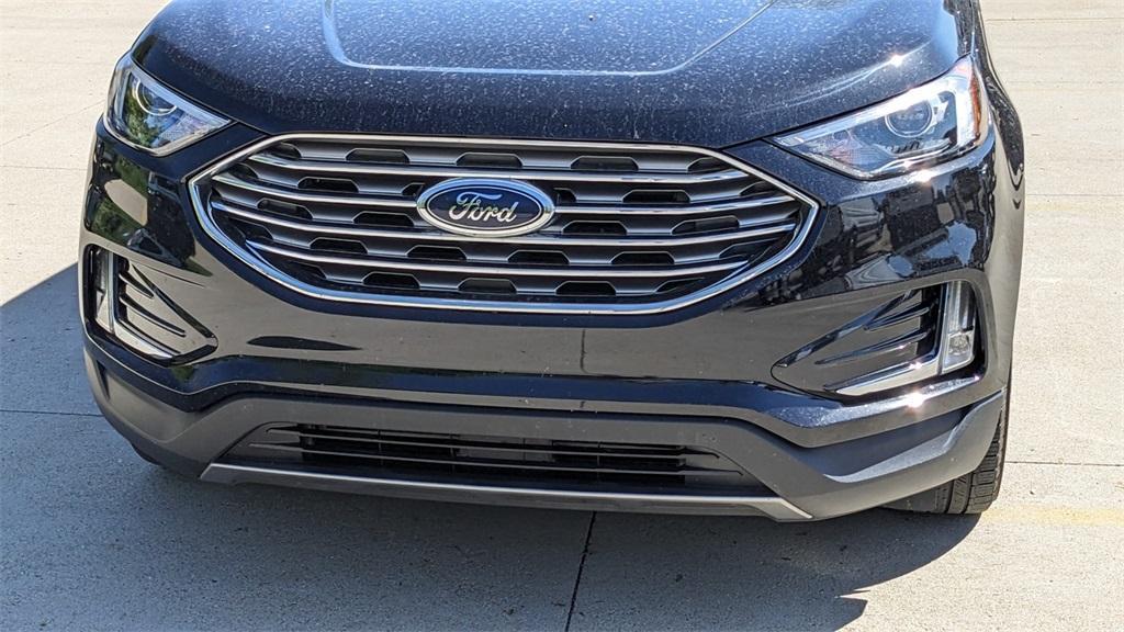 used 2022 Ford Edge car, priced at $27,306