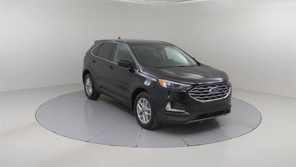 used 2022 Ford Edge car, priced at $27,306