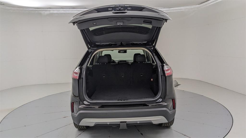 used 2022 Ford Edge car, priced at $27,306