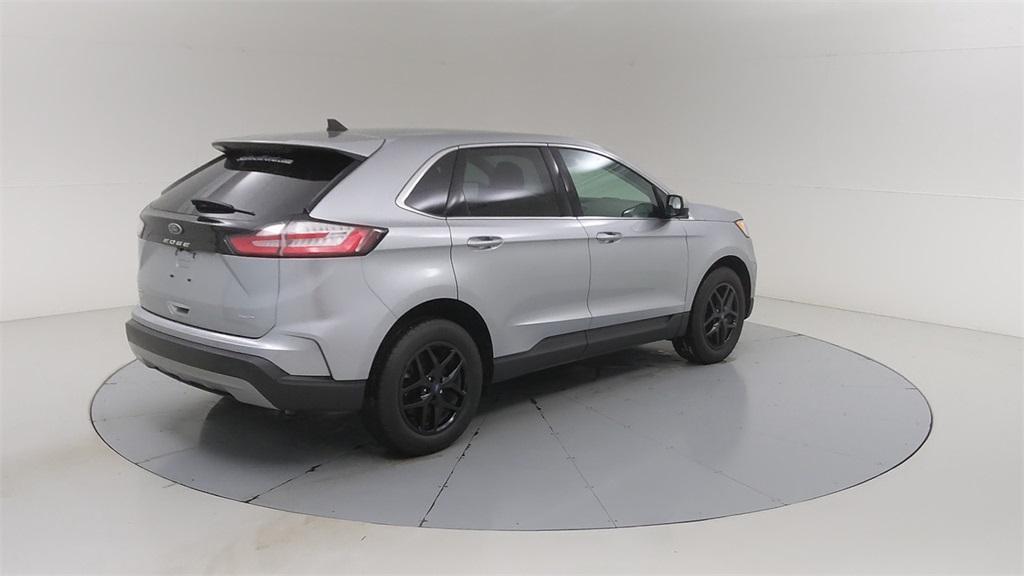 used 2022 Ford Edge car, priced at $27,005