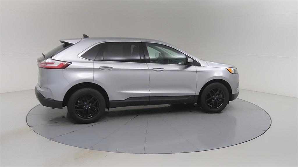 used 2022 Ford Edge car, priced at $27,005