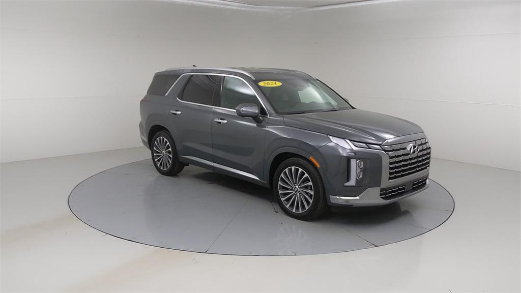 used 2024 Hyundai Palisade car, priced at $44,734