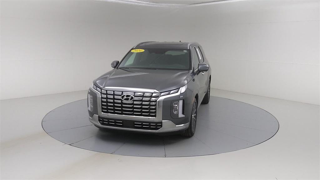 used 2024 Hyundai Palisade car, priced at $44,734