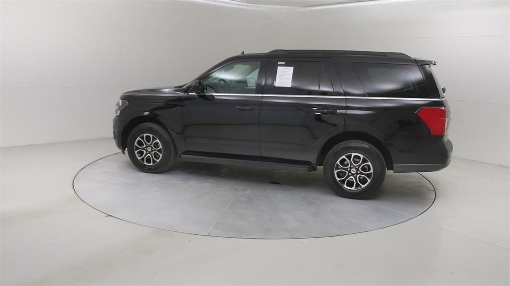 used 2024 Ford Expedition car, priced at $43,685