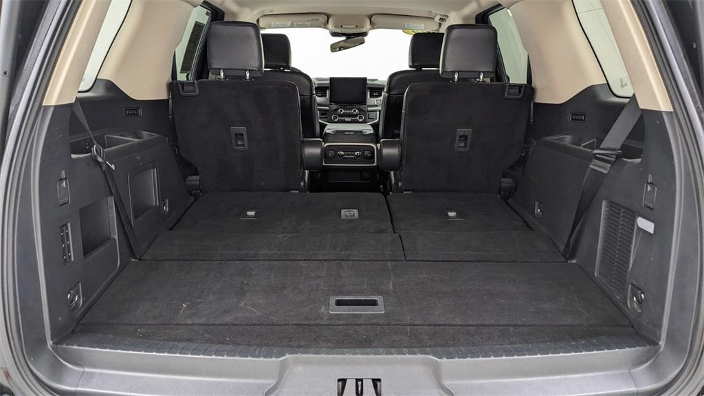 used 2024 Ford Expedition car, priced at $43,685