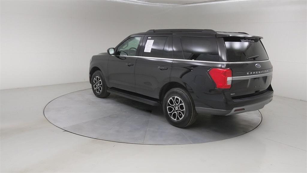 used 2024 Ford Expedition car, priced at $43,685