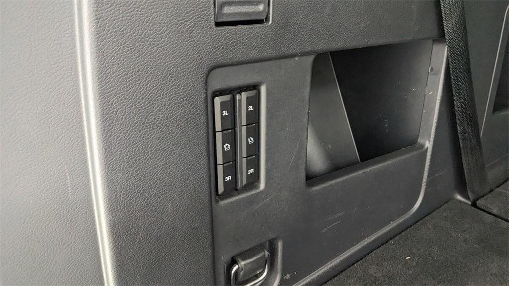 used 2024 Ford Expedition car, priced at $43,685