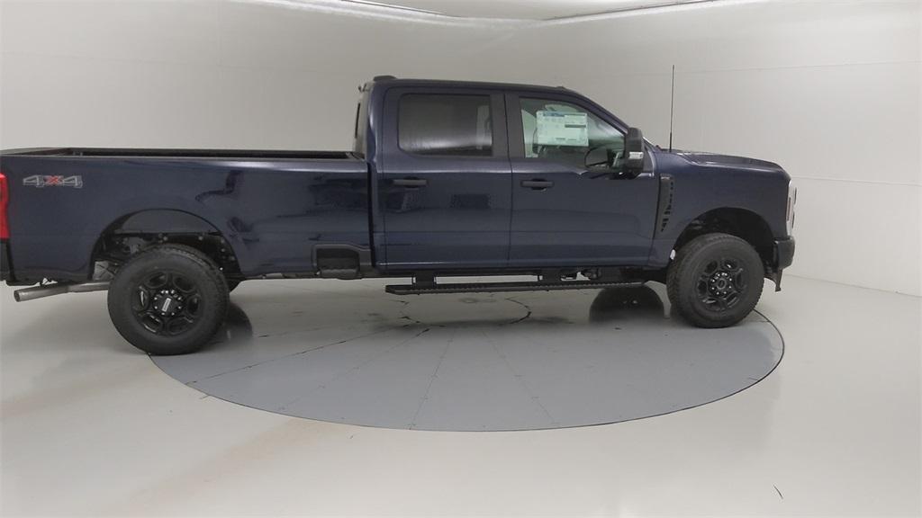 new 2024 Ford F-250 car, priced at $61,400