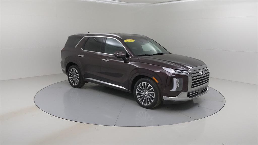 used 2024 Hyundai Palisade car, priced at $43,742