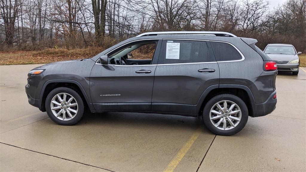 used 2015 Jeep Cherokee car, priced at $13,931