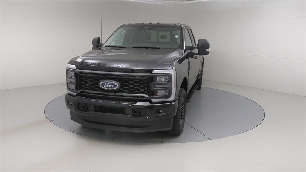 new 2025 Ford F-250 car, priced at $71,855