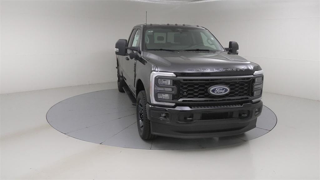 new 2025 Ford F-250 car, priced at $71,855