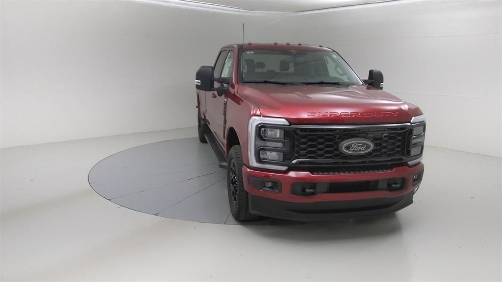 new 2025 Ford F-350 car, priced at $71,615
