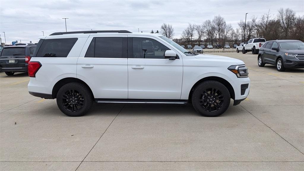 used 2023 Ford Expedition car