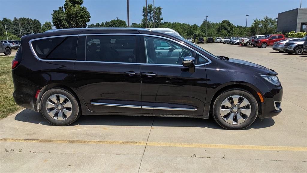used 2018 Chrysler Pacifica Hybrid car, priced at $17,311