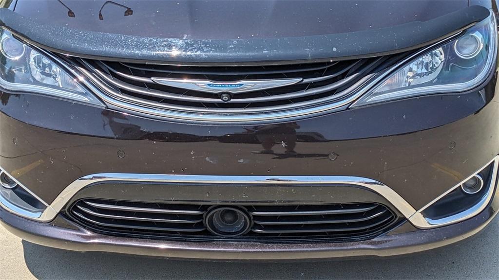 used 2018 Chrysler Pacifica Hybrid car, priced at $17,311