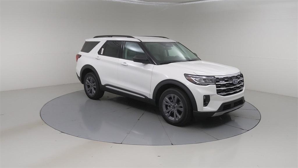 new 2025 Ford Explorer car, priced at $49,455