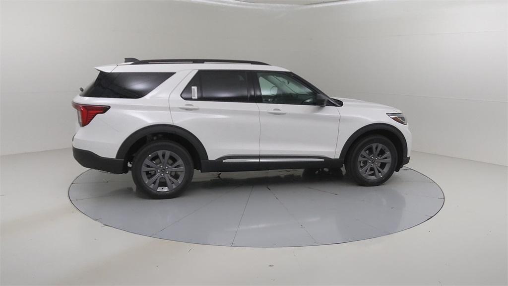 new 2025 Ford Explorer car, priced at $49,455