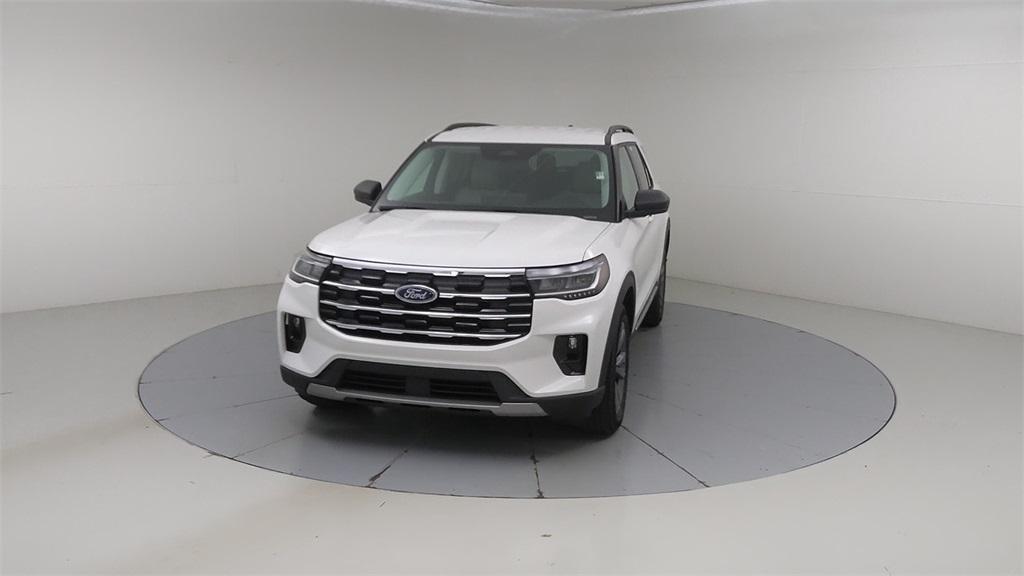 new 2025 Ford Explorer car, priced at $49,455