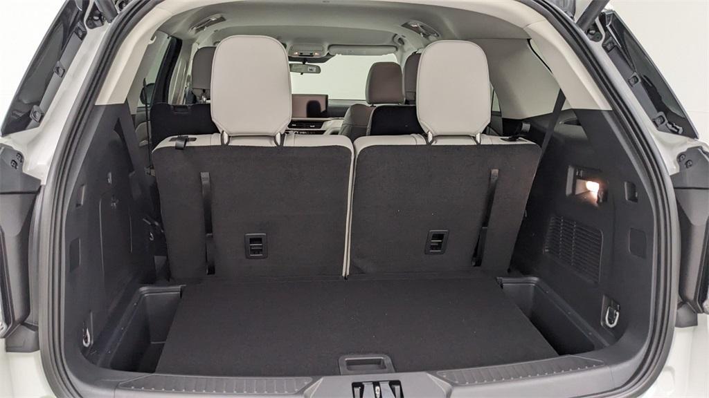 new 2025 Ford Explorer car, priced at $49,455