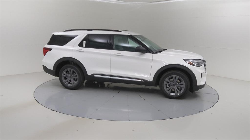 new 2025 Ford Explorer car, priced at $49,455