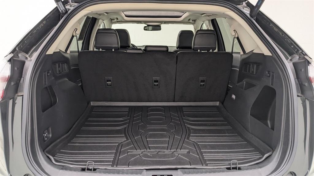 used 2022 Ford Edge car, priced at $26,974