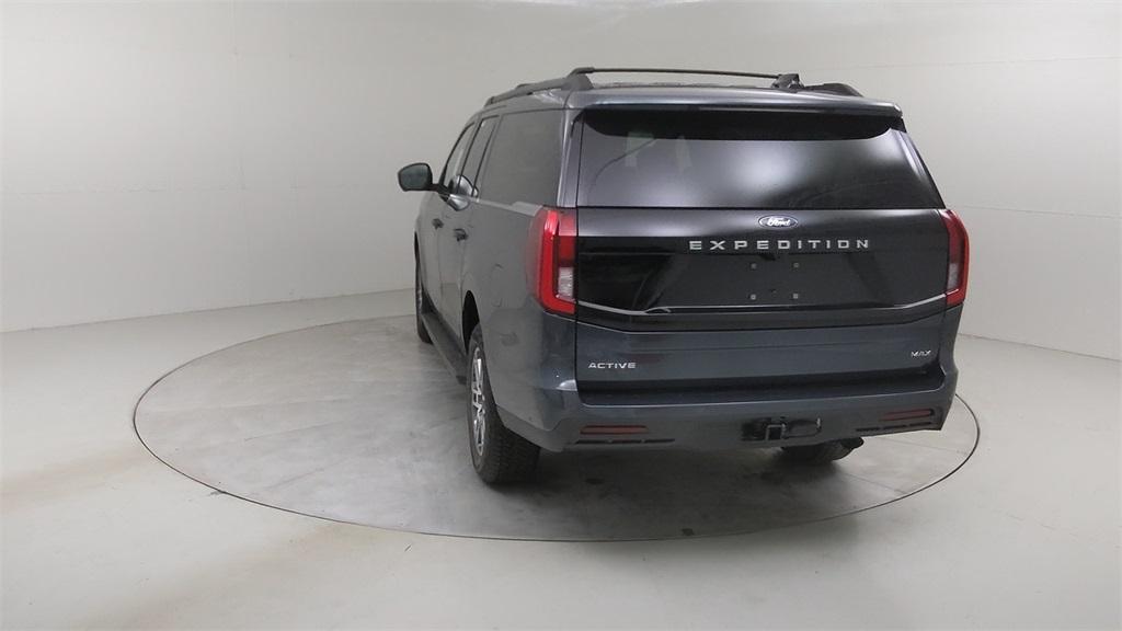 new 2025 Ford Expedition Max car, priced at $76,100