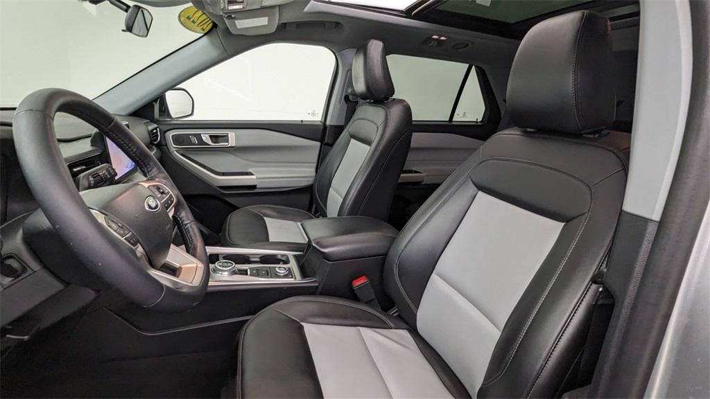 used 2022 Ford Explorer car, priced at $33,225