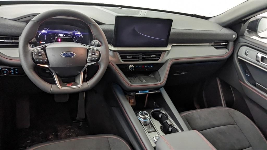 new 2025 Ford Explorer car, priced at $60,505