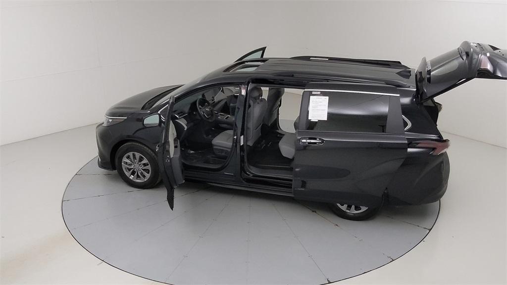used 2024 Toyota Sienna car, priced at $45,436