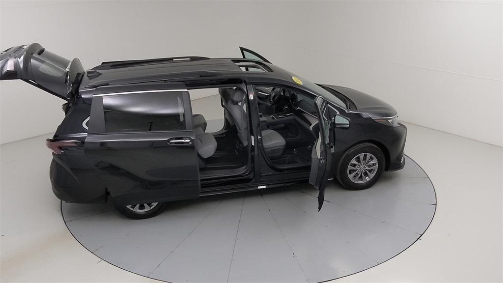 used 2024 Toyota Sienna car, priced at $45,436