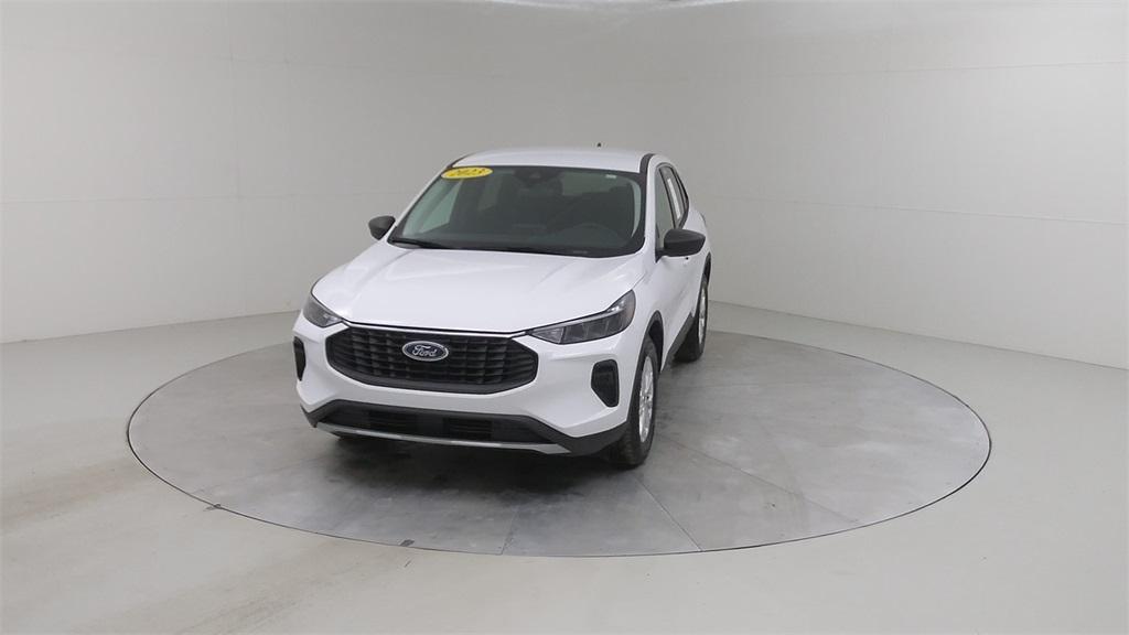 used 2023 Ford Escape car, priced at $25,500