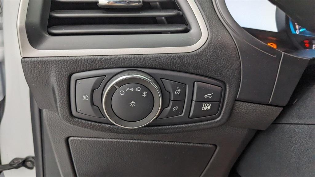 used 2022 Ford Edge car, priced at $28,833