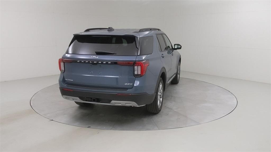 new 2025 Ford Explorer car, priced at $49,715