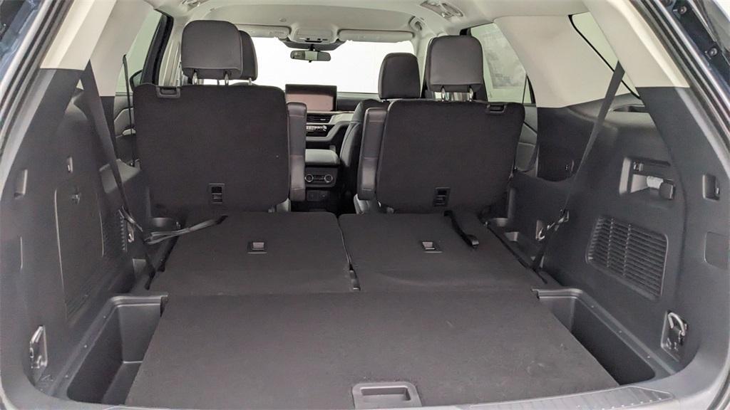 new 2025 Ford Explorer car, priced at $49,715