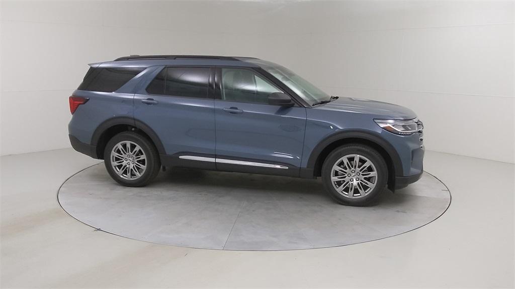new 2025 Ford Explorer car, priced at $49,715