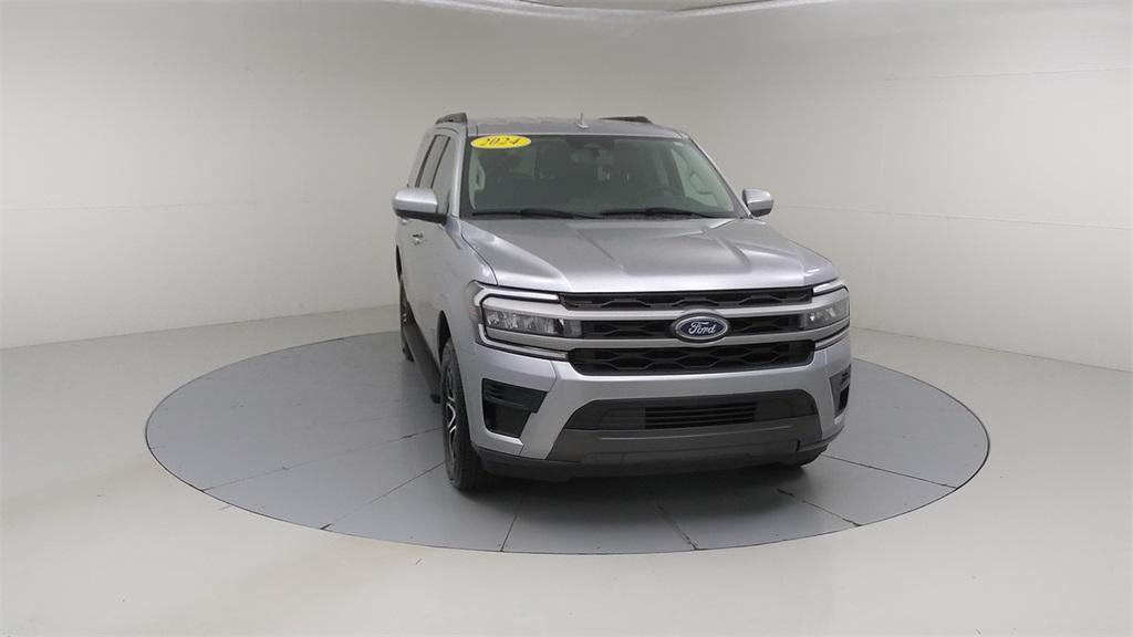 used 2024 Ford Expedition car, priced at $52,768