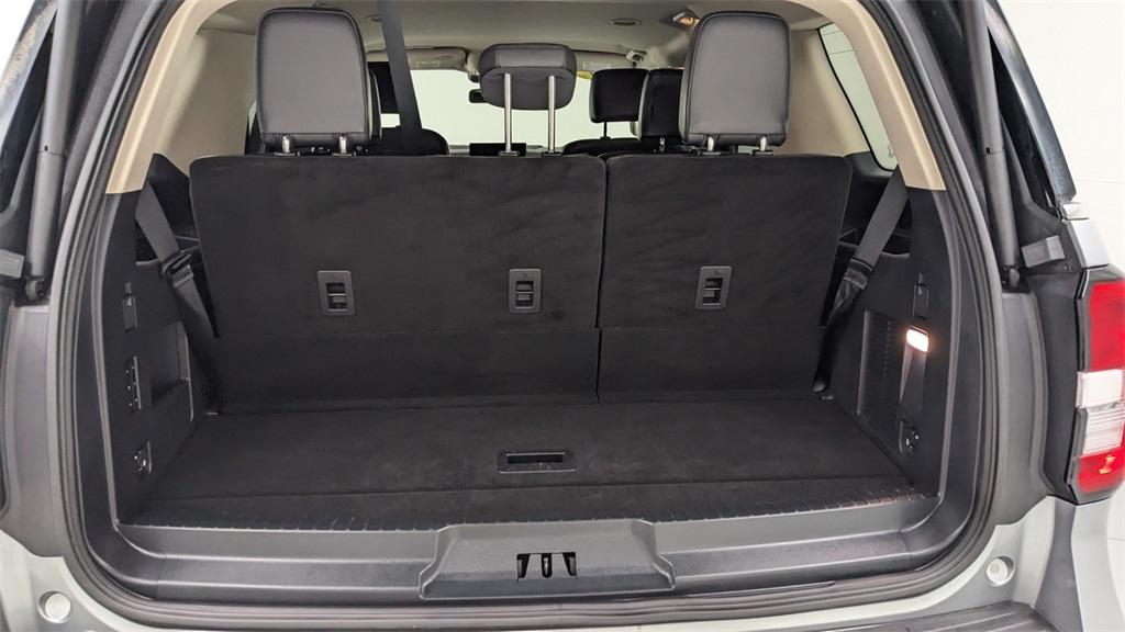 used 2024 Ford Expedition car, priced at $52,768