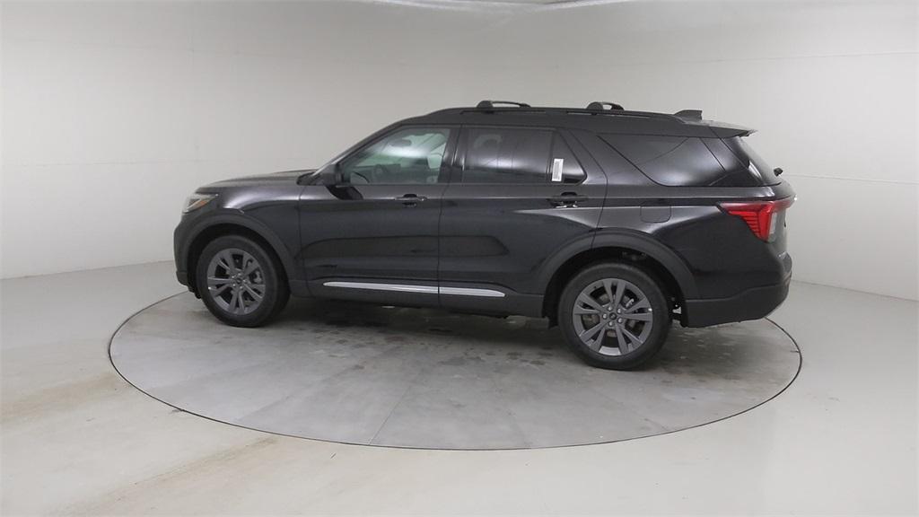 new 2025 Ford Explorer car, priced at $49,965